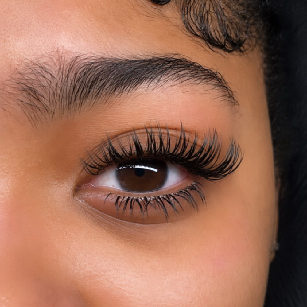 Classic Set at Rea Beauty in Houston, TX