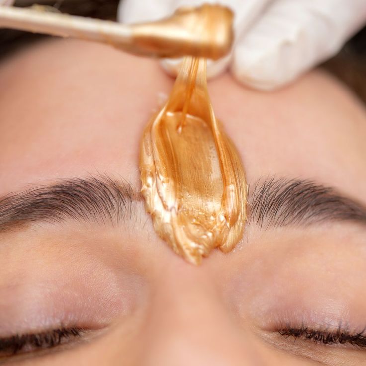 Eyebrow Clean-Up ONLY with Wax