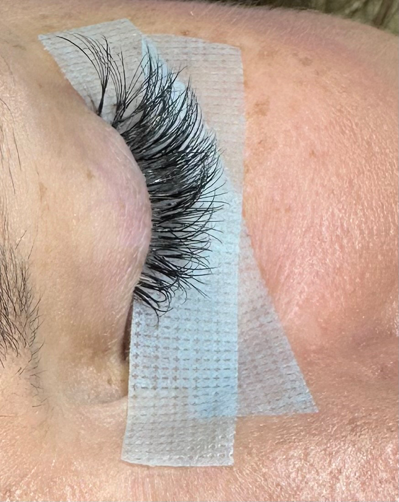 Eye Lasg Extensions
