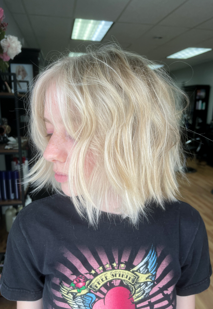Haircut With Coloring Service