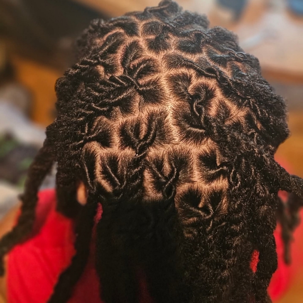 Retwist at SelfRoyalty's Touch in Memphis, TN