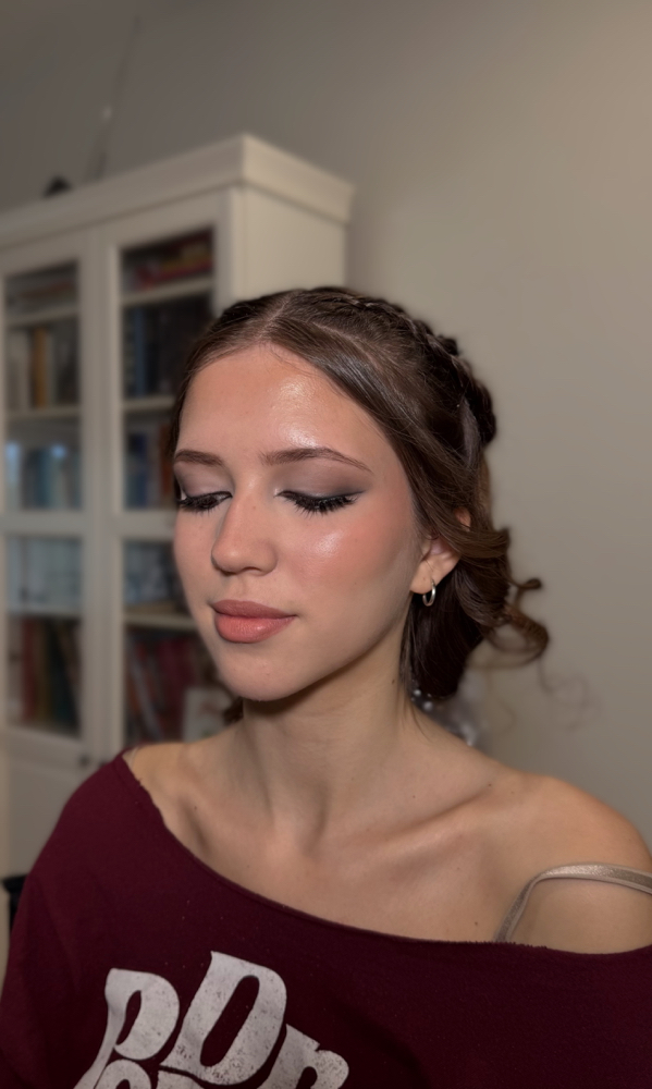 Prom (teen) Makeup