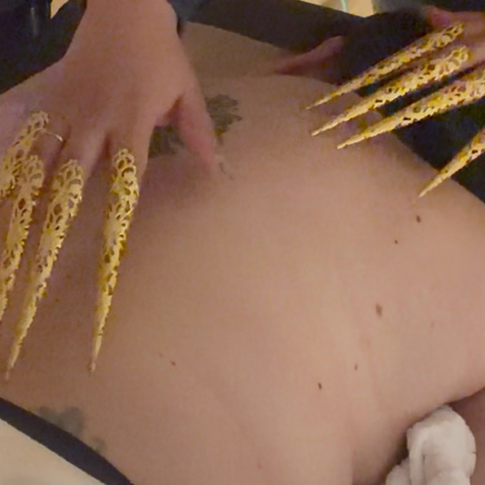 Full-Body Scratch Therapy (Massage at Aura Luxe Headspa in East Hartford, CT