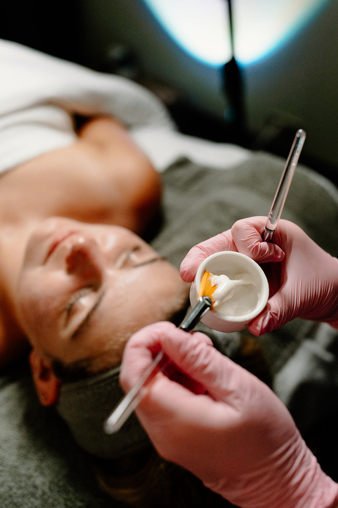 Dermaplane Facial