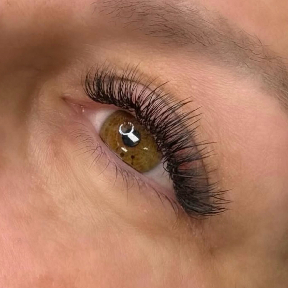Classic Or Hybrid Full Set at The Emerald Beauty Lounge in Waterford, MI