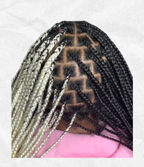 Smedium Knotless