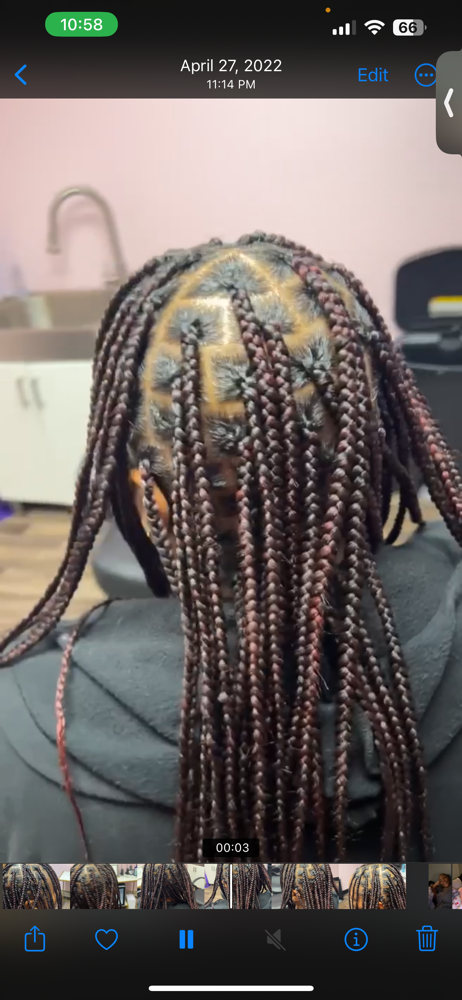 Medium Knotless
