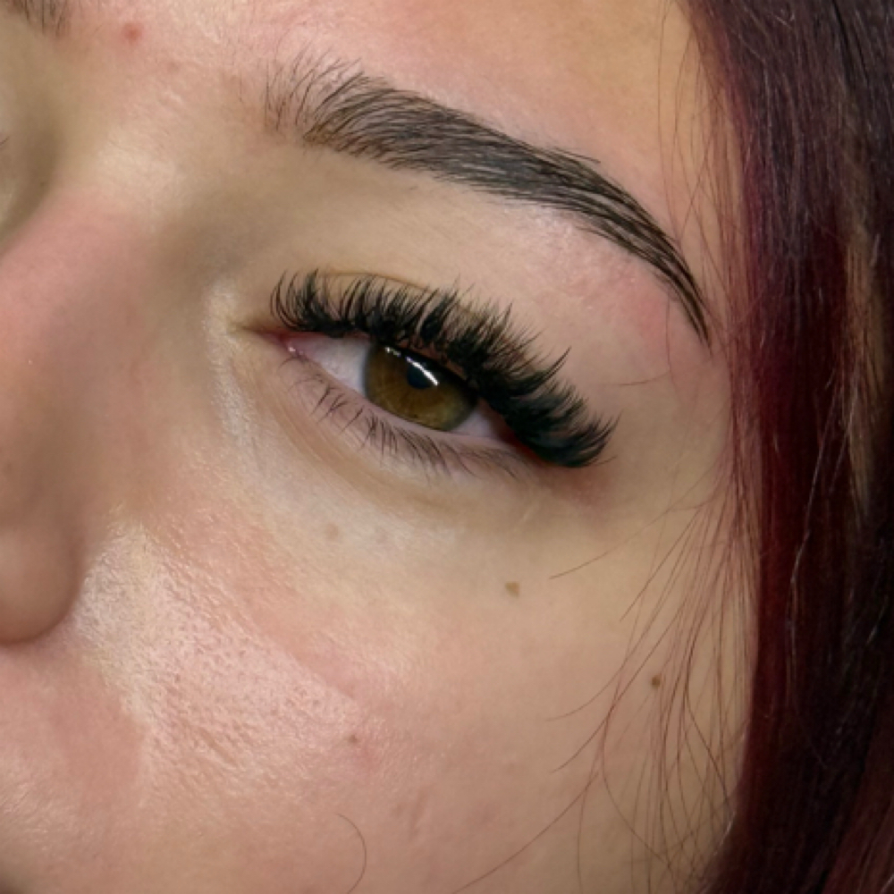 Custom Lash Set at LavishBeautyByLyssa in AZ, AZ