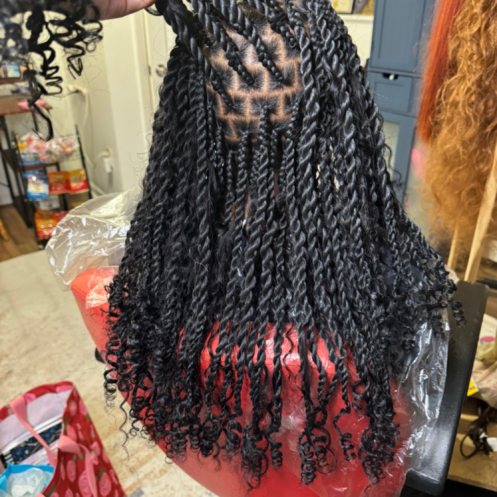 Boho Island Twist Medium at Preciousstylez in Pittsburgh, PA
