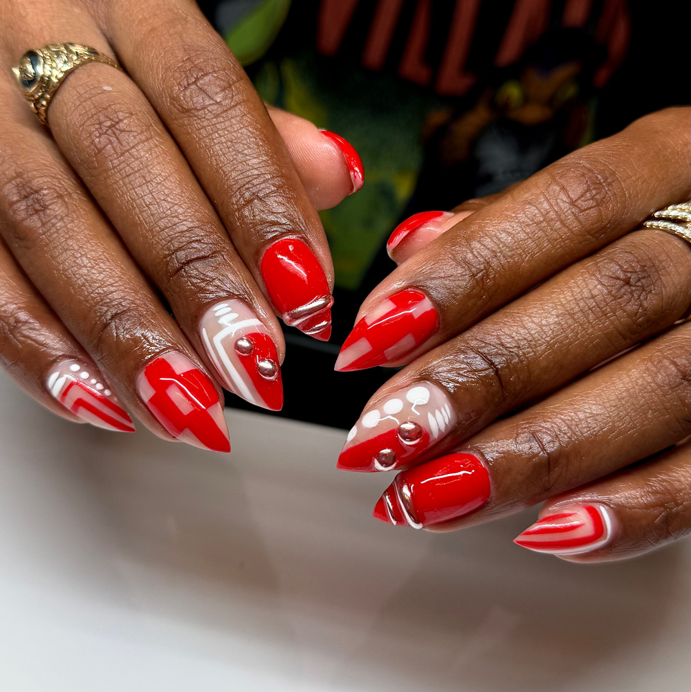 Short Full Set at Savvy Cedes in Concord, NC