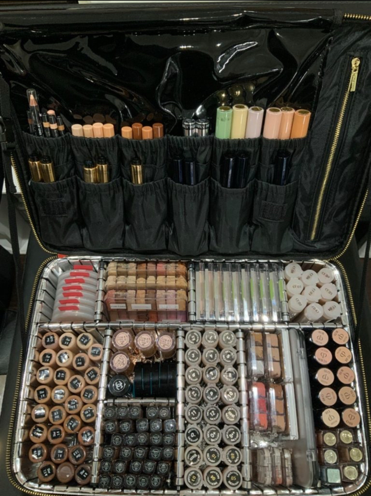 Pro MUA Kit Shopping