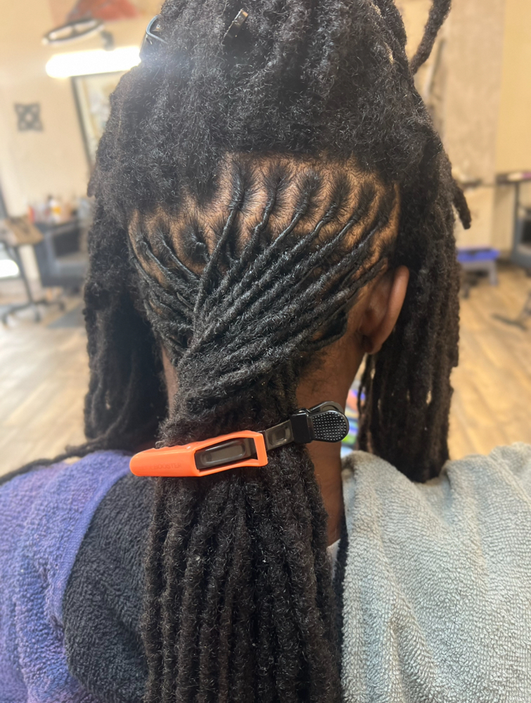 Retwist at Romeo’s Salon in Raeford, NC