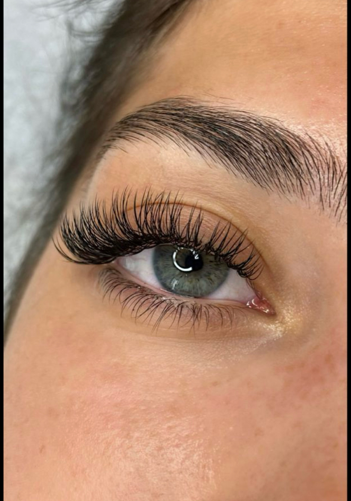Classic Full Set at Double Up Boutique in Warwick, RI