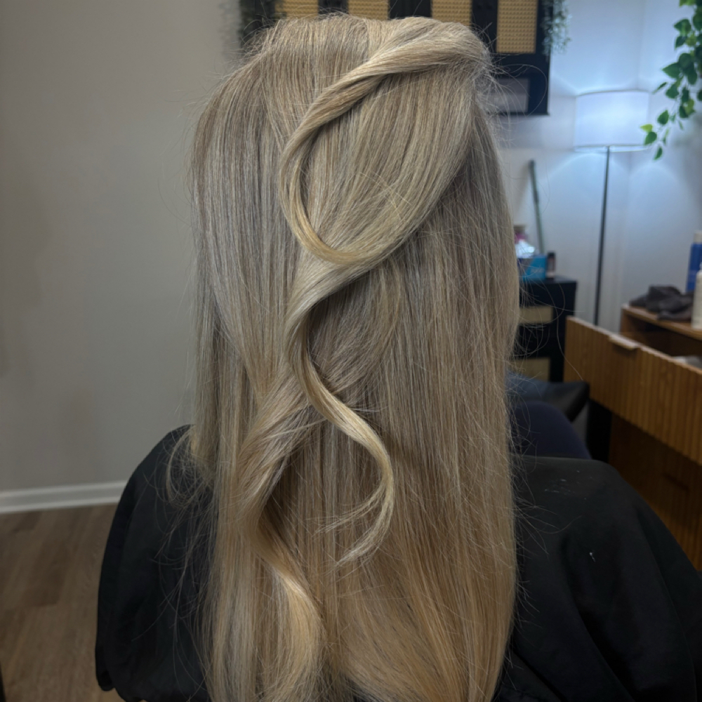 Blowout With Extensions at Gabrielle Landahl in West Seneca, NY