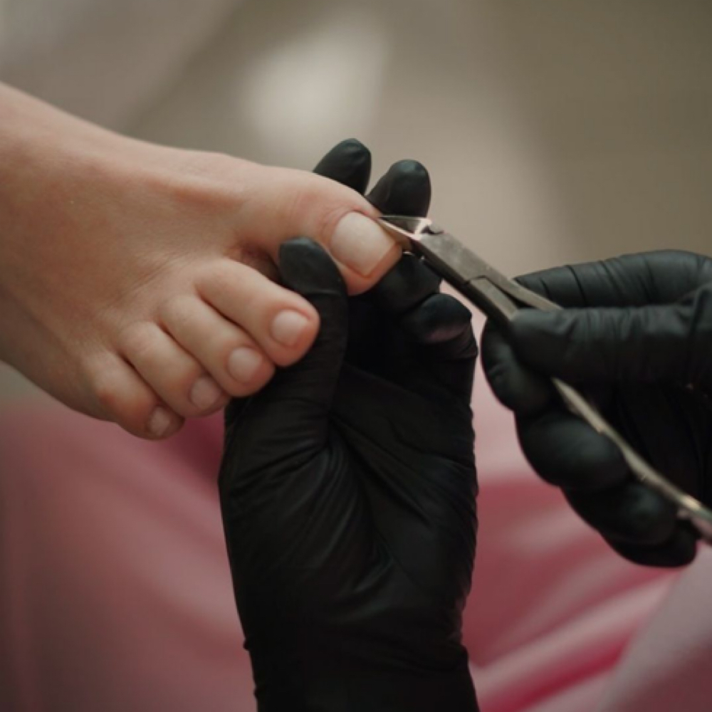 Express Gel Pedicure