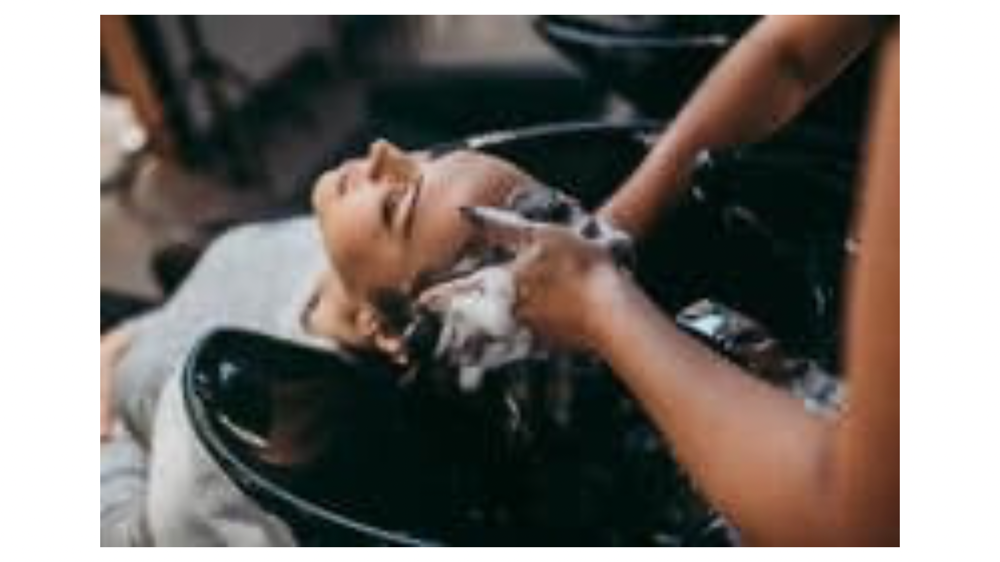 Womens Hair Wash and Style