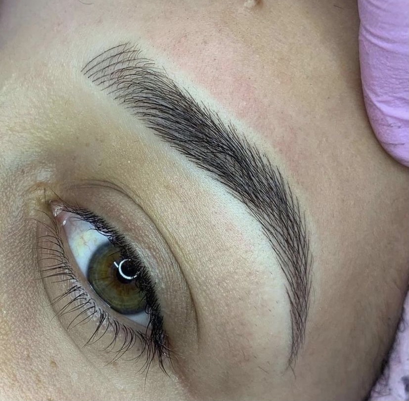 Eyebrow Microblading