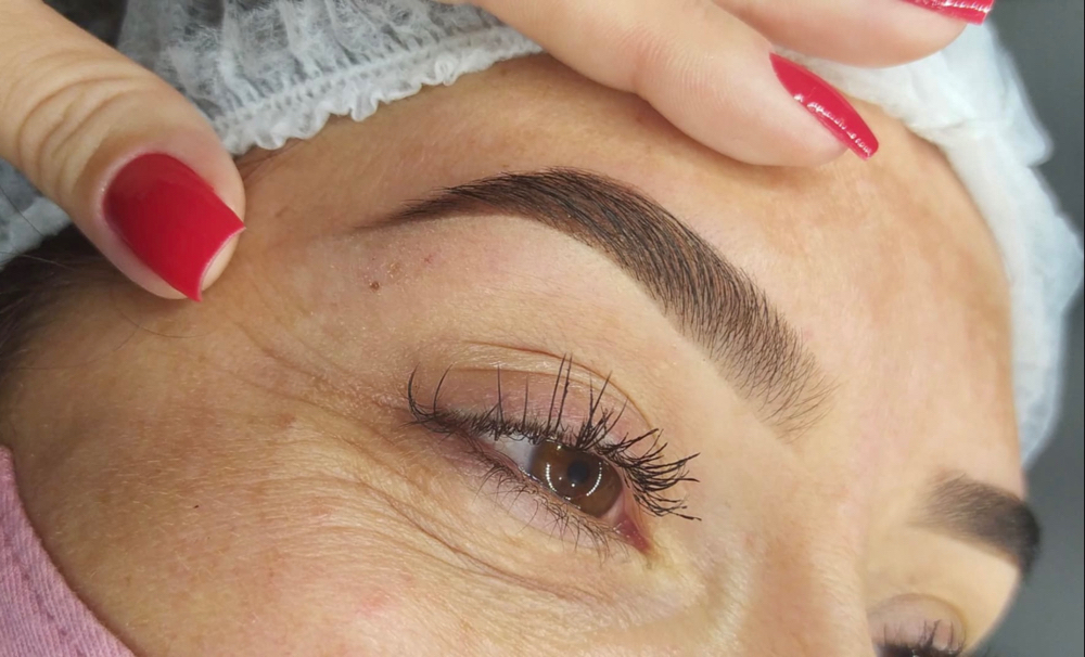 Henna Brow Design