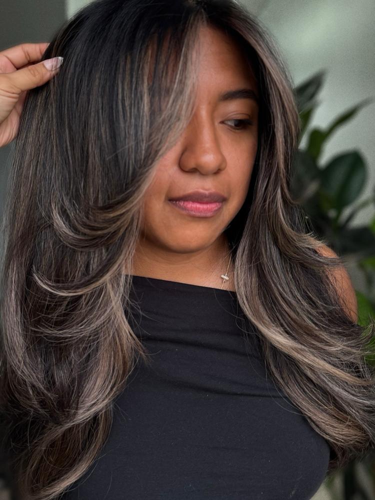 MINI BLONDING FOIL (vanessa) at AGAPE' Beauty Space in Roselle, IL