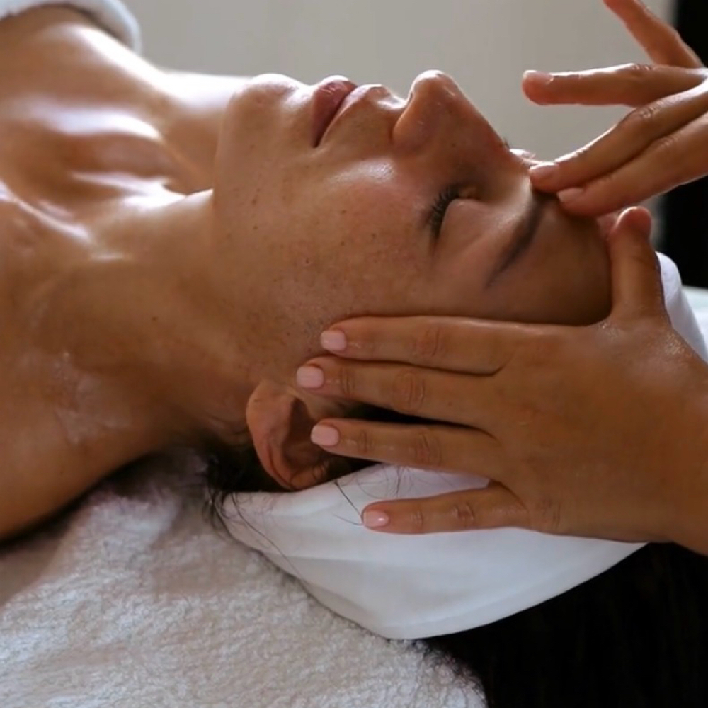 Lymphatic Facial at Health And Beauty Spa in Merced, CA
