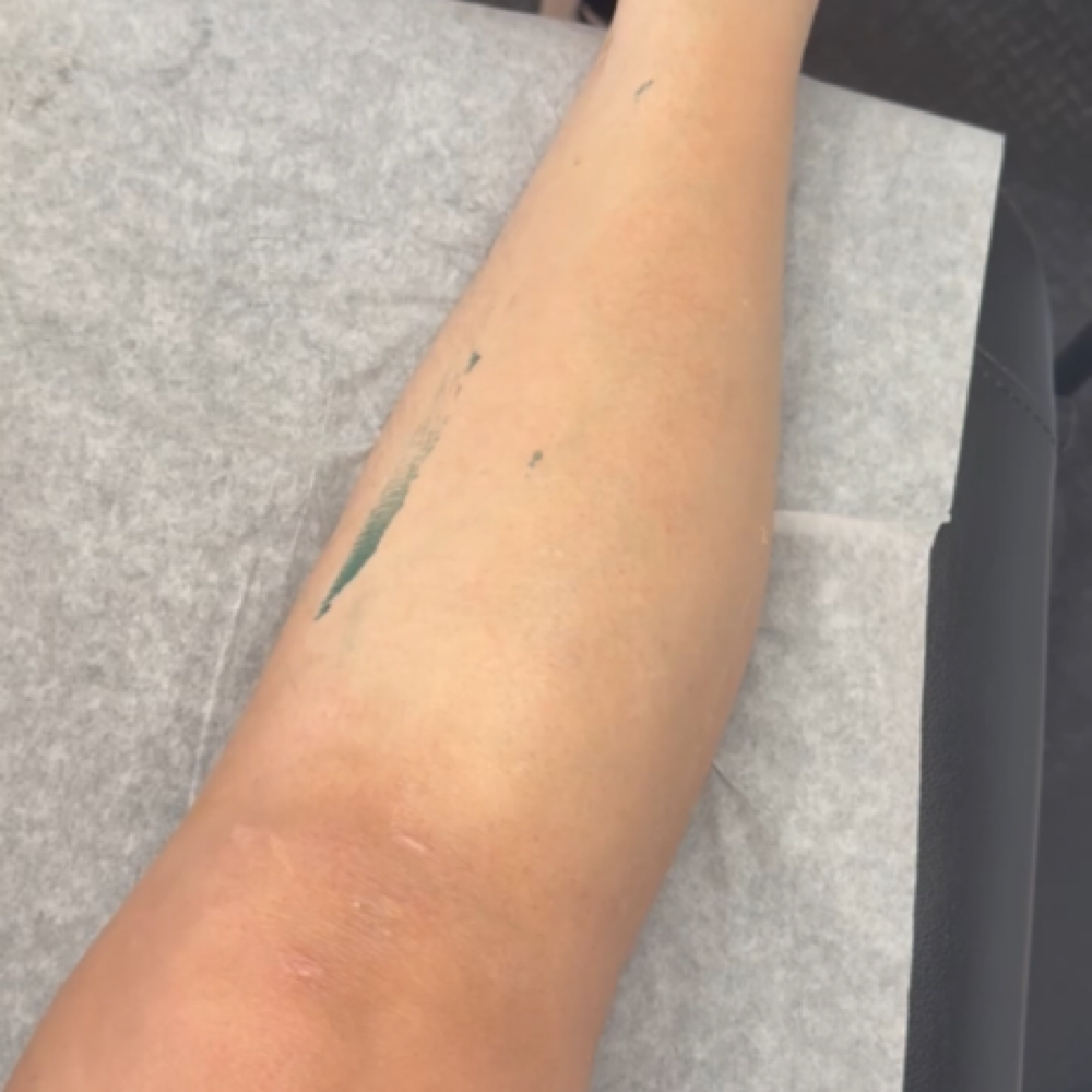 Half Leg Wax at Diamond Eclipse Acrylics in Freer, TX