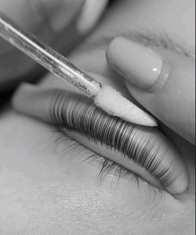 Lash Lift And Tint