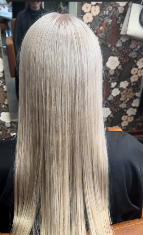 Bleach Retouch On Roots