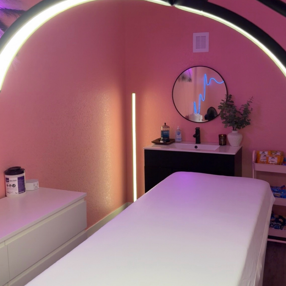 Brazilian - NEW CLIENTS 20% OFF at PrettyBare Wax Co. in Aurora, CO