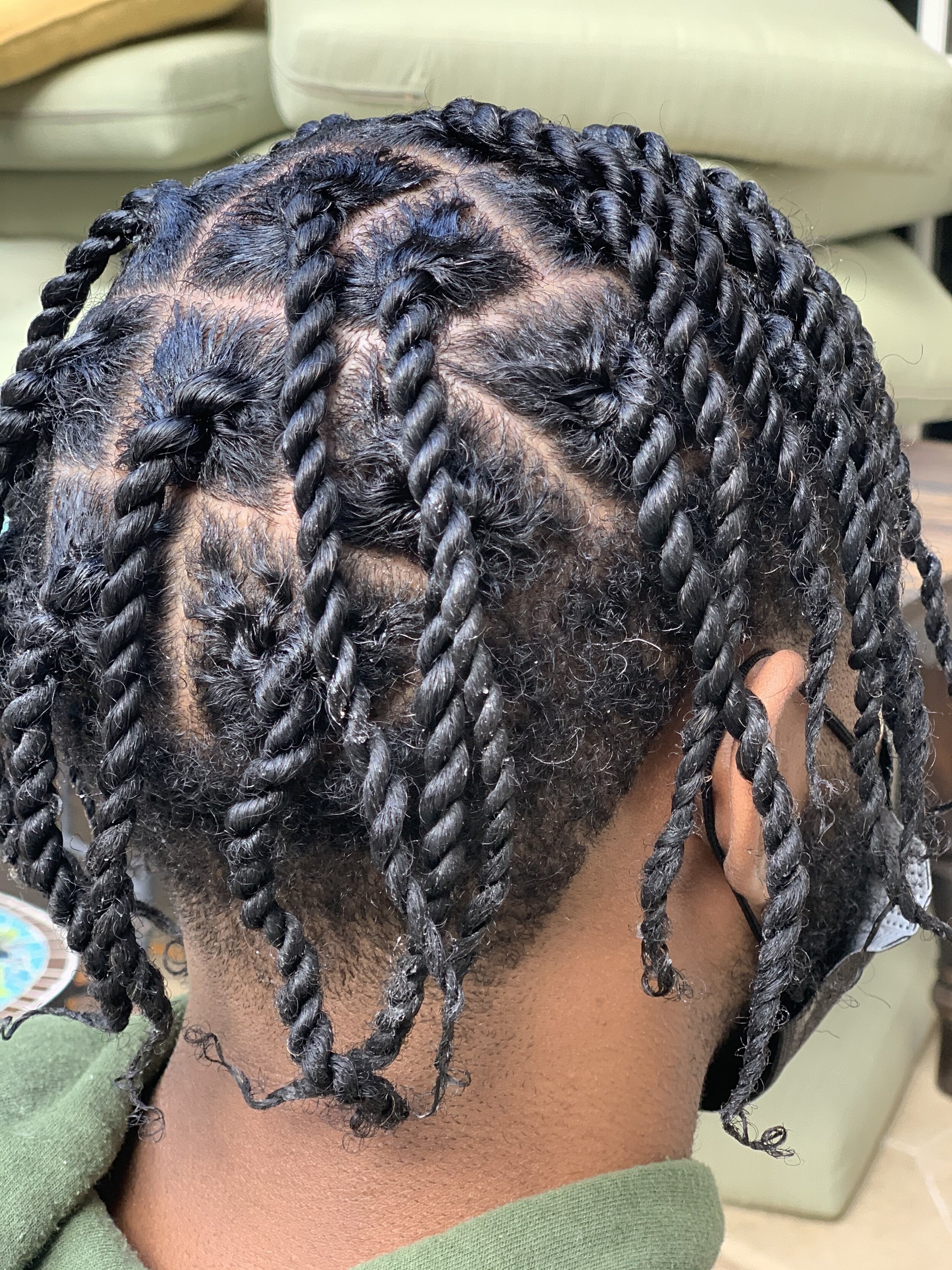 Two Strand Twists Man Natural 1/2