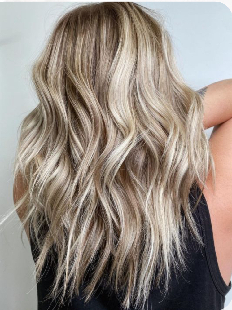 Master Blonding / Free Treatment