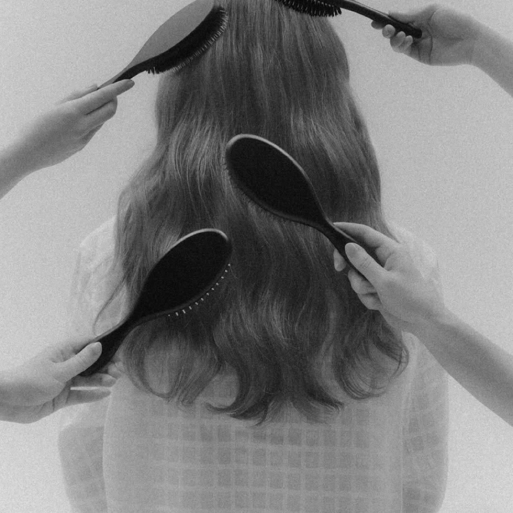 High Frequency Hair Comb *add On at skinnbykenzz in Baldwinsville, NY