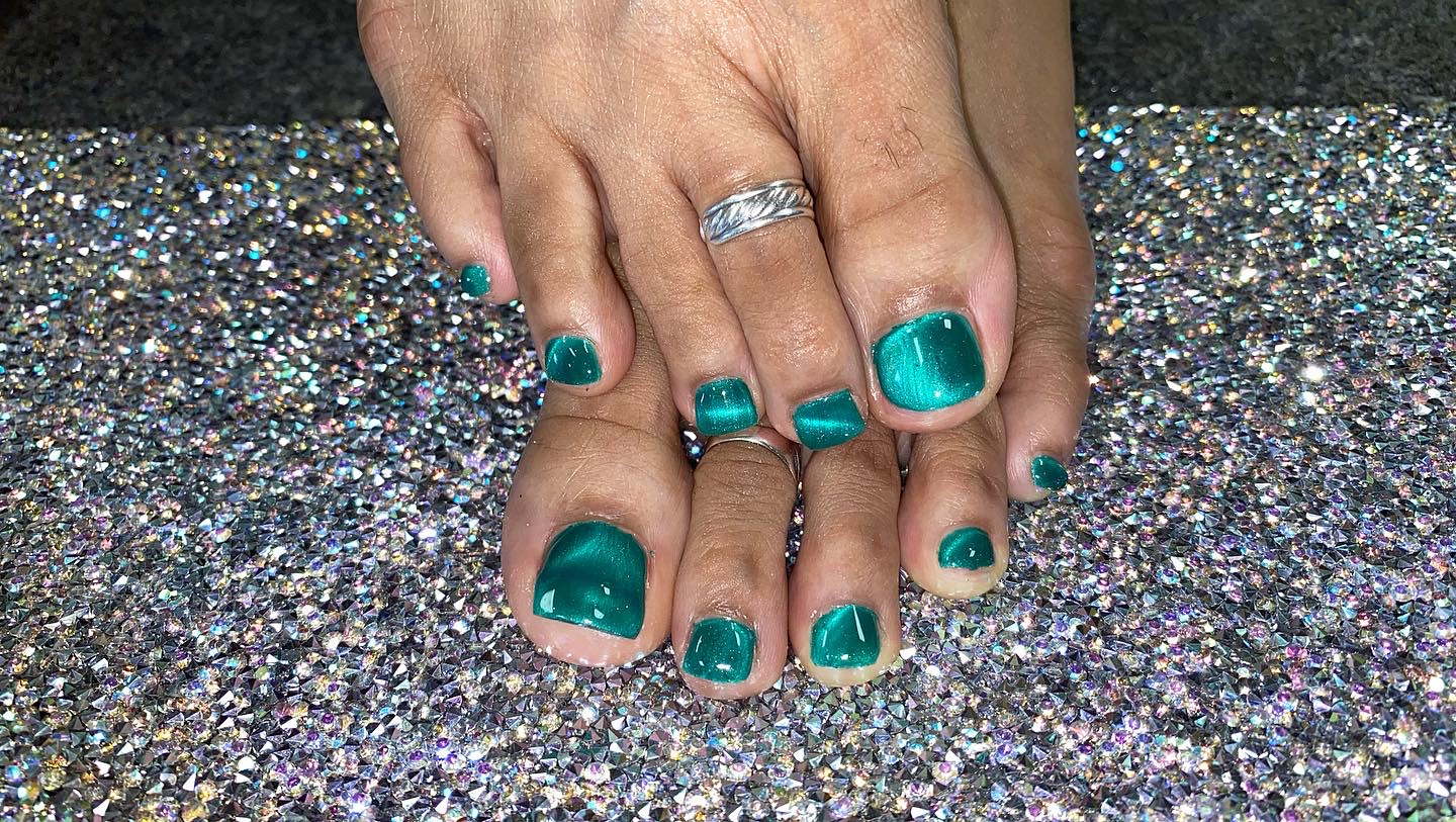 Forever Gel Pedicure