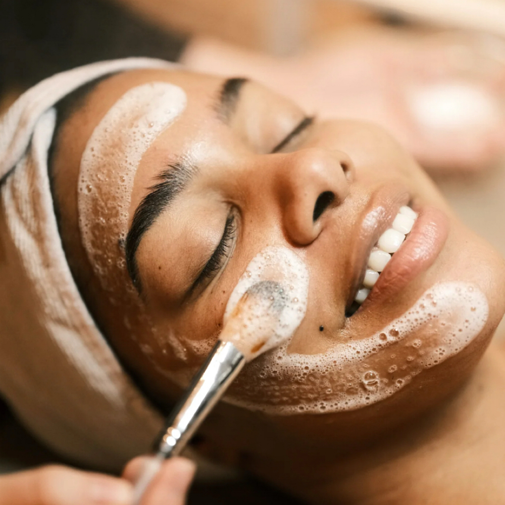 60 Min Clarifying Facial