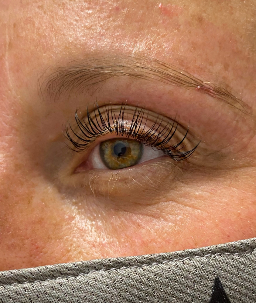 Lash Lift And Tint