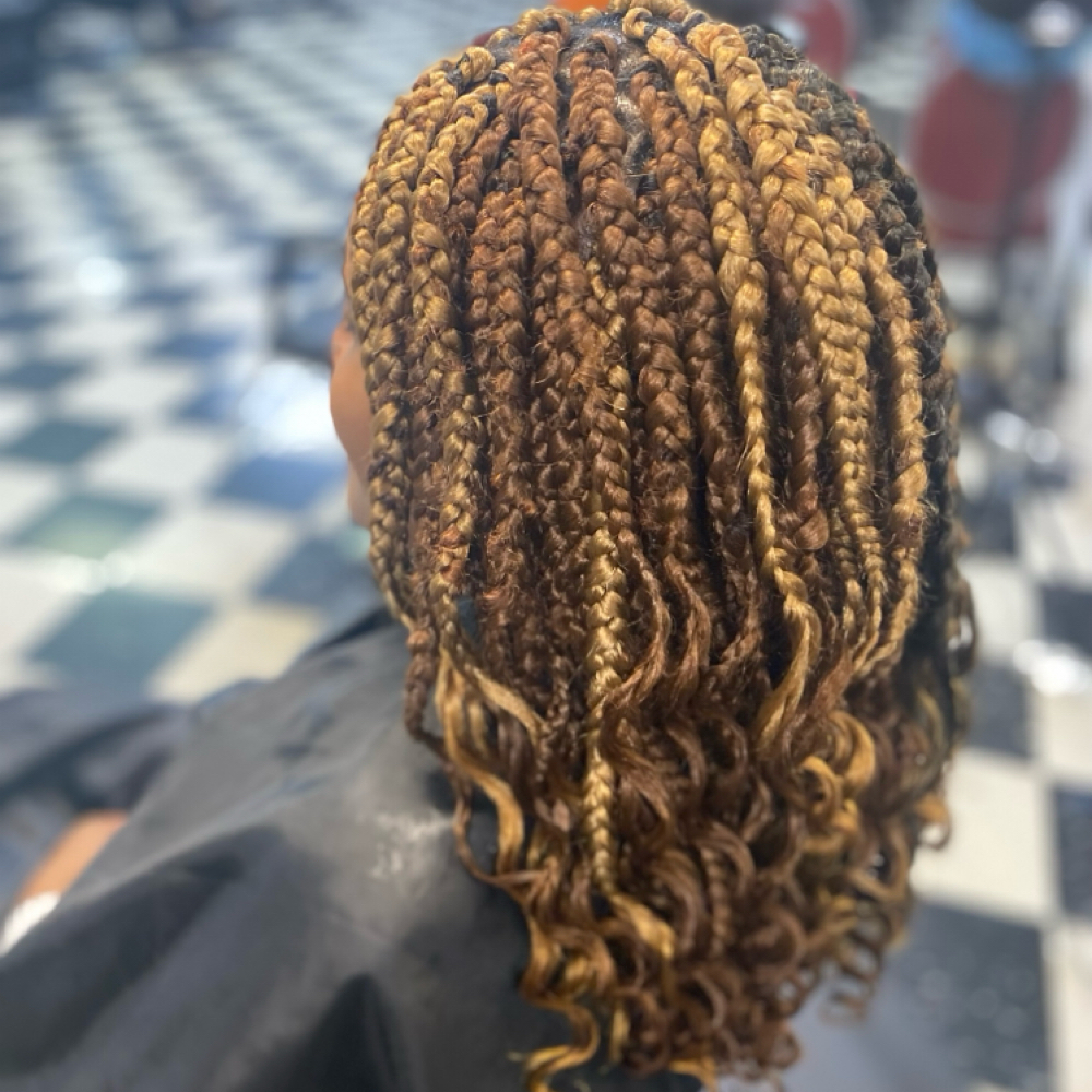 Box Over Locs at Equality’s Nubian Stiylz in Hampton, VA