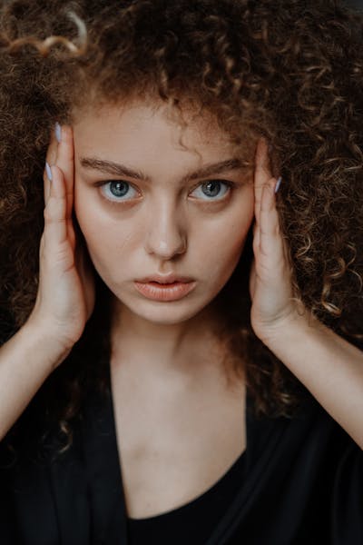 Brow Tinting