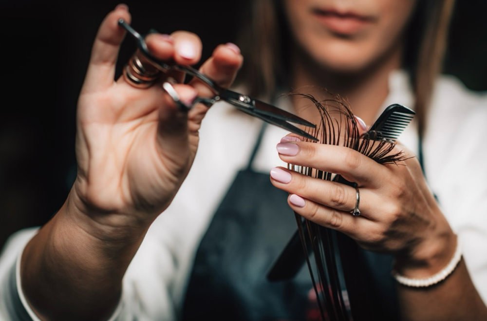 Haircut And Blowdry Style
