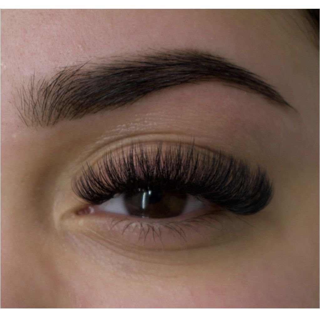 Volume Lash Extensions