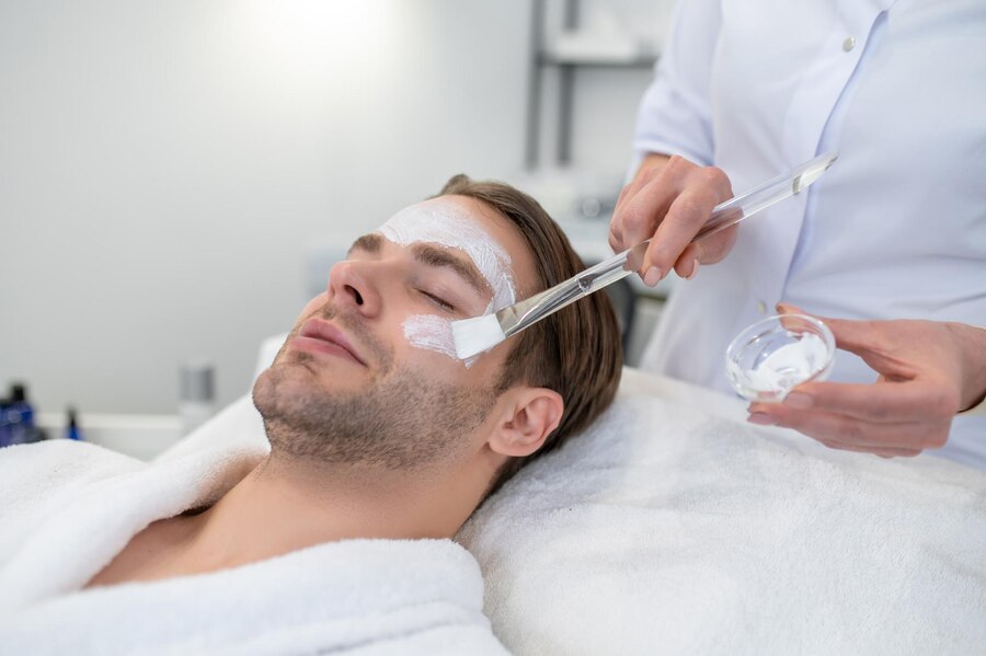 Gentlemen's Facial at The Glow Room, LLC in Lawrenceburg, KY