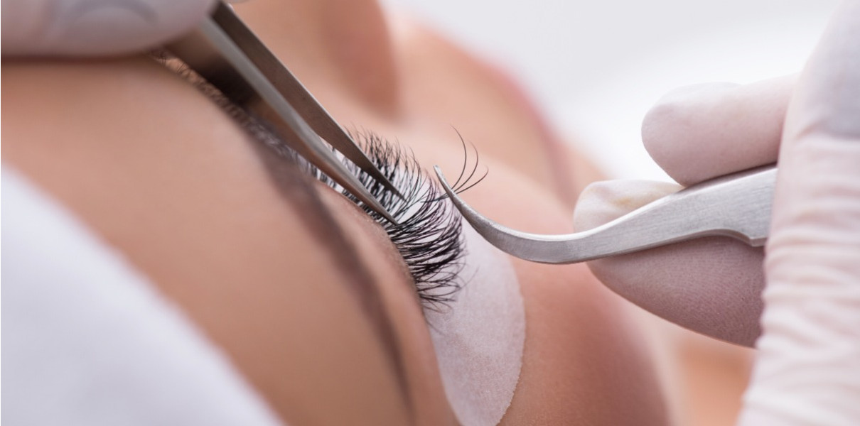 Eyelash Extension Removal