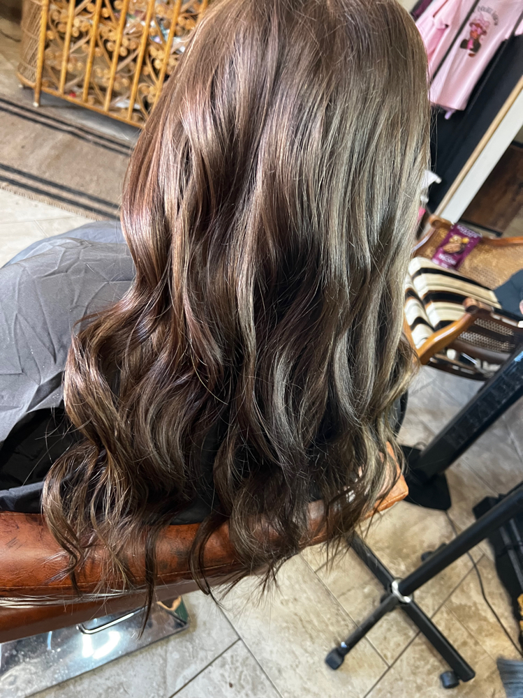 Glossing Refresh at Tiffani Rodeheaver in Uniontown, PA