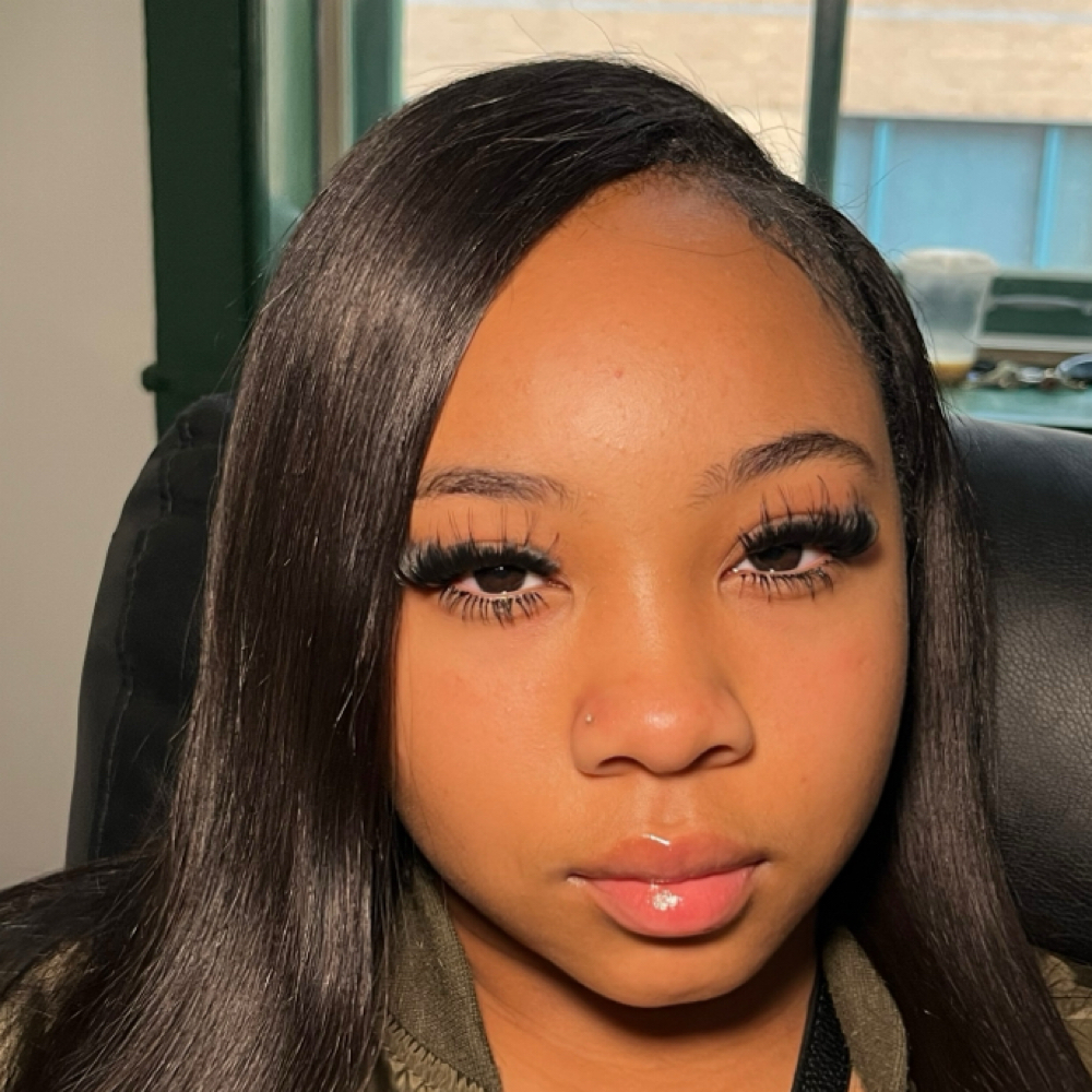 Cluster Lash Set at Extendedappealsbylay in Baltimore, MD
