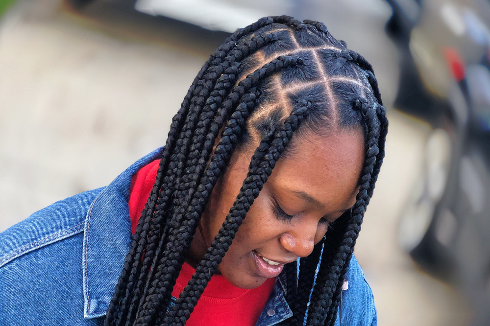 Large Knotless (Boxbraids-mid Back)