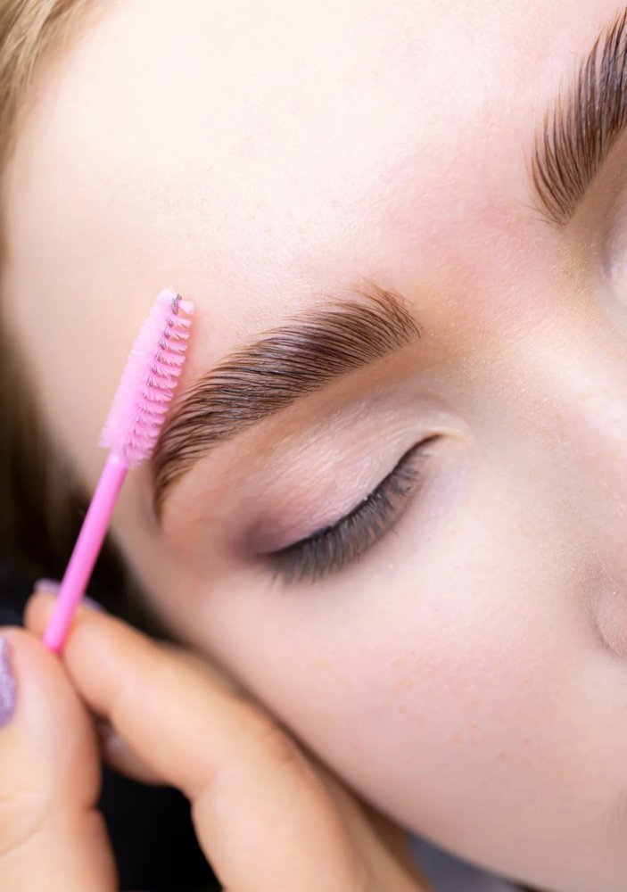 BROW LAMINATION - WAX & TINT