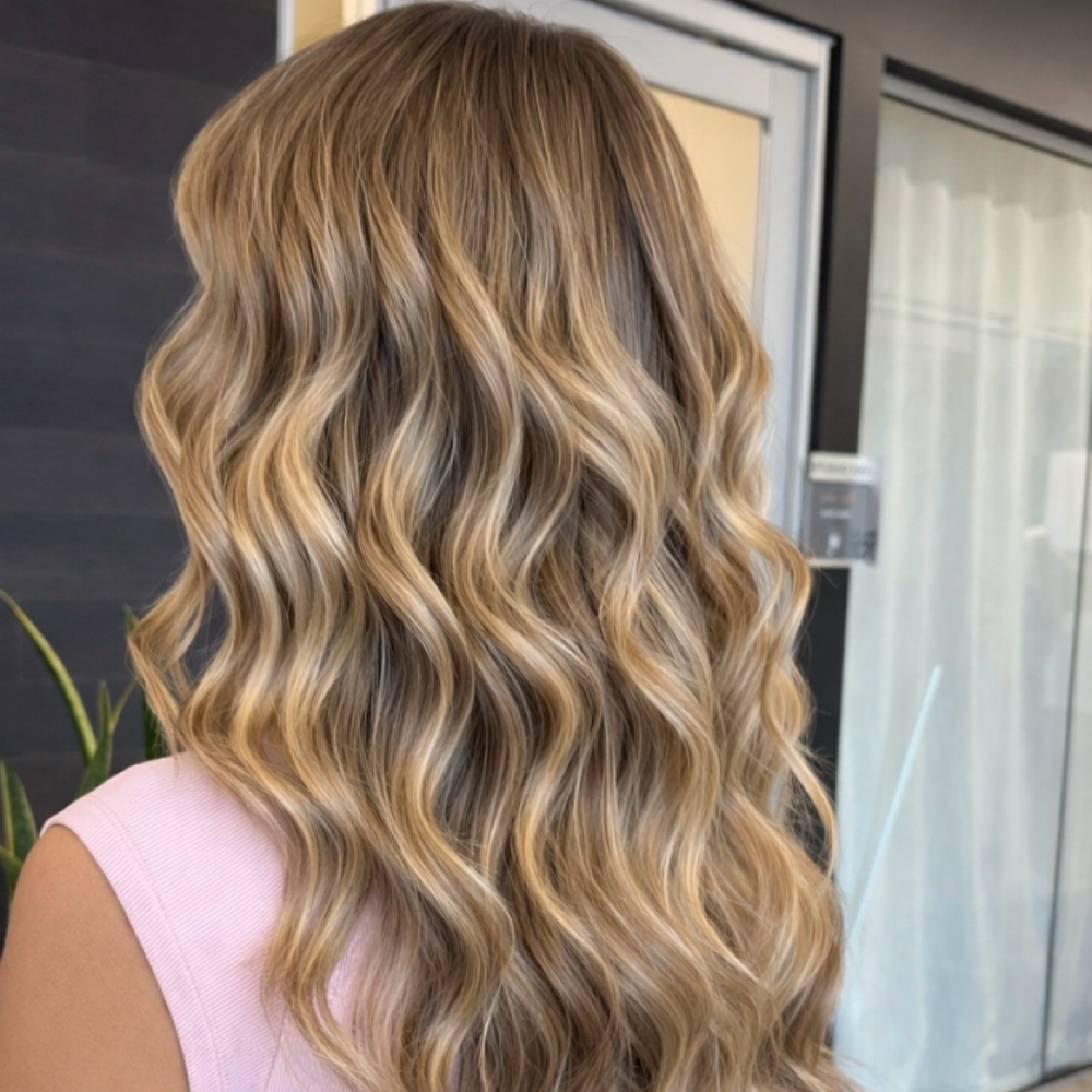 Blowout + Gloss at The Mane Loft in Franklin, TN