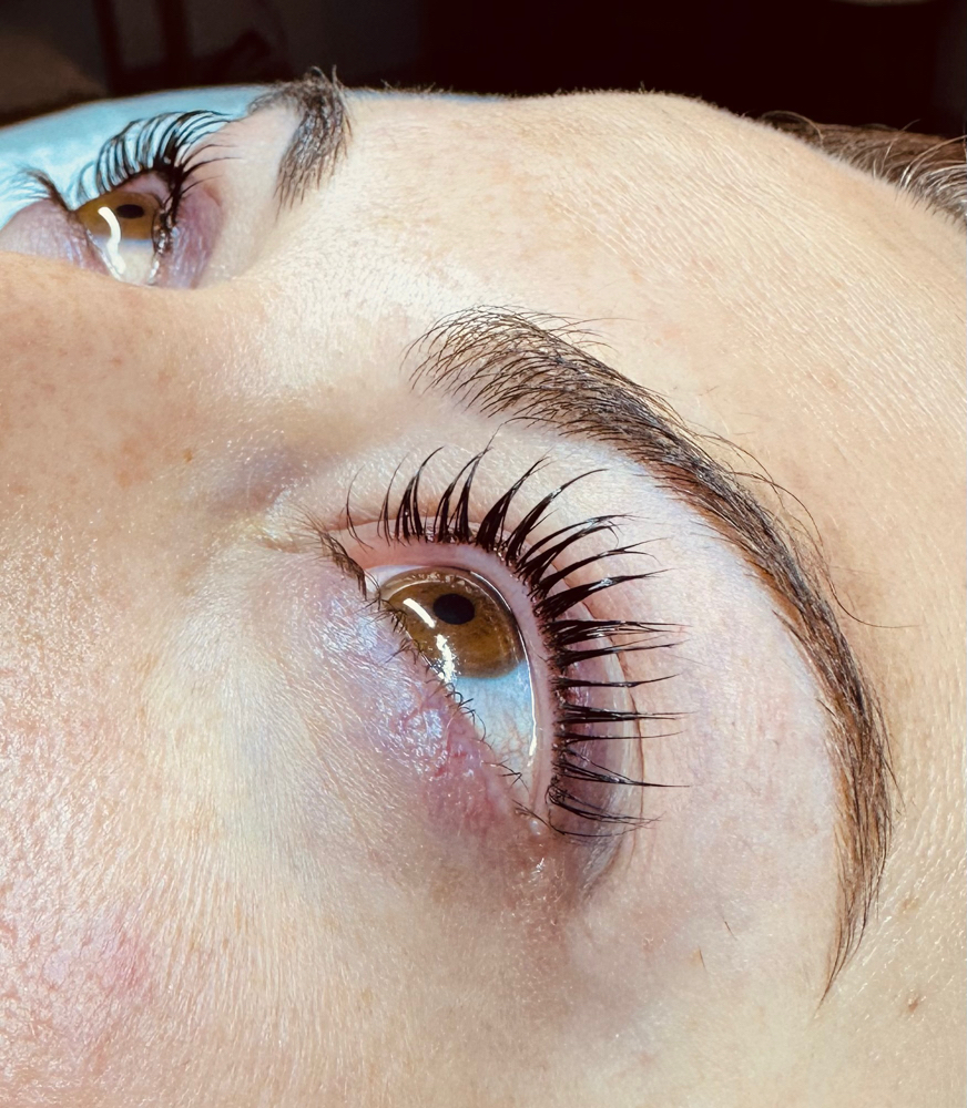 Lash Lift and Tint