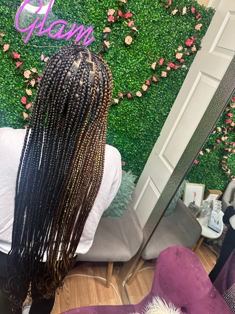 Medium Knotless Braids