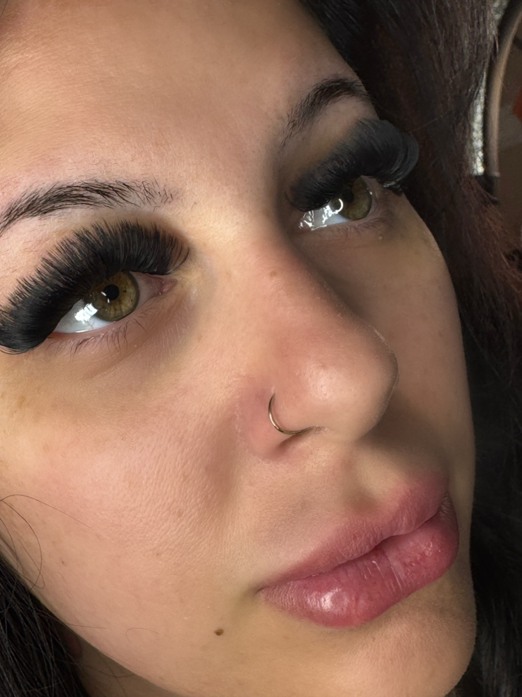 Mega Fill 2 Weeks at Nellies Beauty Bar in Phoenix, AZ