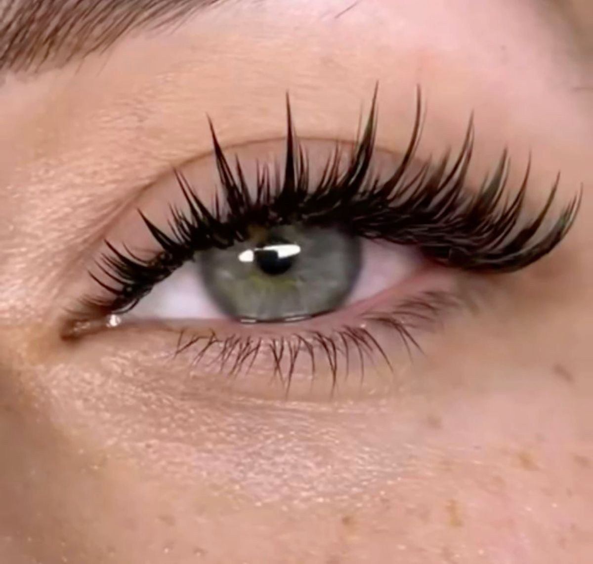 Wispy Lash Extensions FULL SET