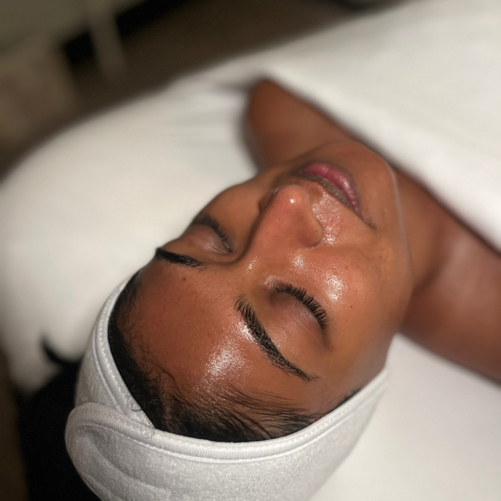 Dream Glow Signature Facial at Dream Glow By Candi in Houston, TX